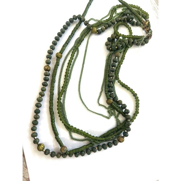Multi strand Green Beaded Long Necklace New without tag - Picture 6 of 6